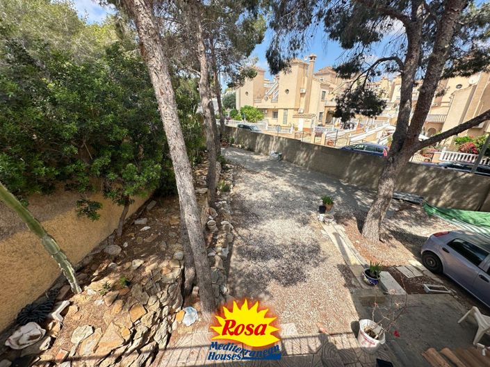 Image No.8-6 Bed Villa for sale