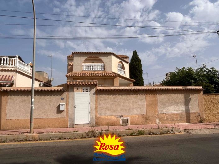 Image No.37-Chalet de 4 chambres à vendre à Orihuela Costa