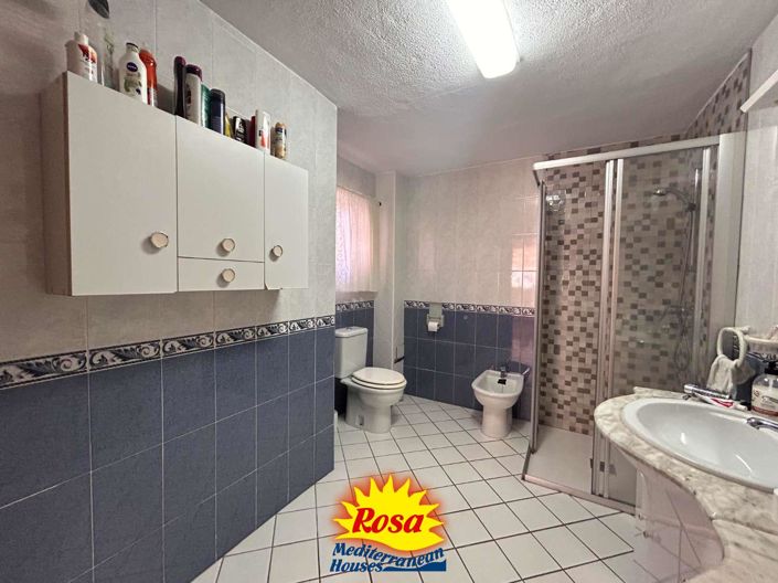 Image No.20-Chalet de 4 chambres à vendre à Orihuela Costa