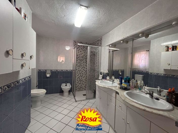 Image No.21-Chalet de 4 chambres à vendre à Orihuela Costa