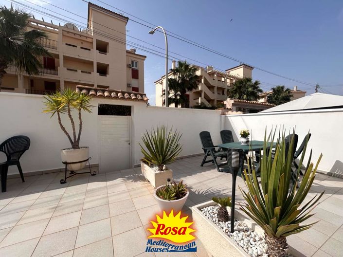 Image No.5-Chalet de 4 chambres à vendre à Orihuela Costa