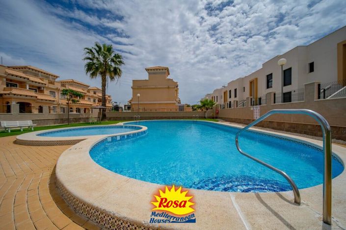 Image No.2-Propriété de 3 chambres à vendre à Orihuela Costa