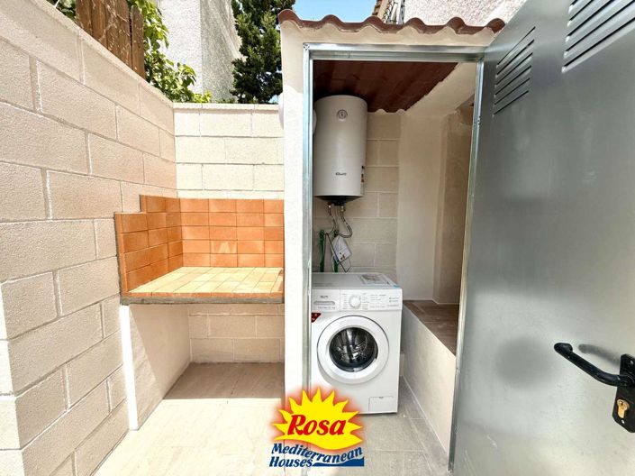 Image No.20-2 Bed Bungalow for sale