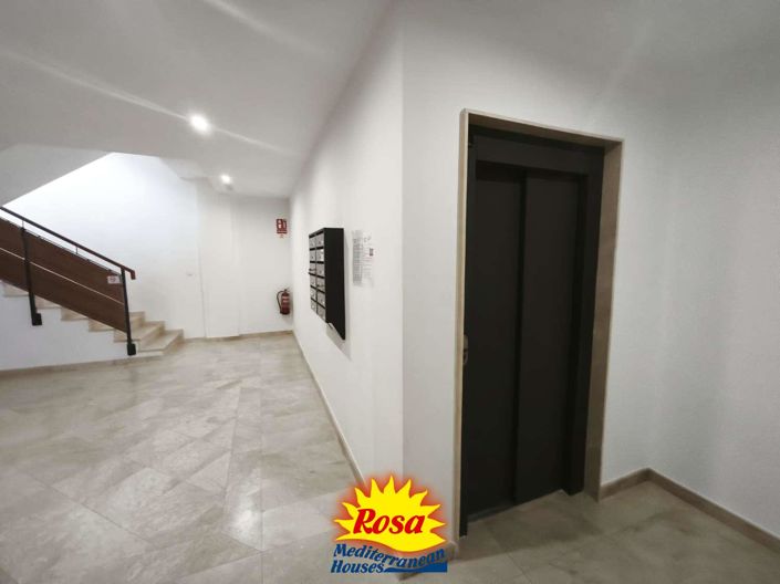 Image No.22-2 Bed Apartment for sale