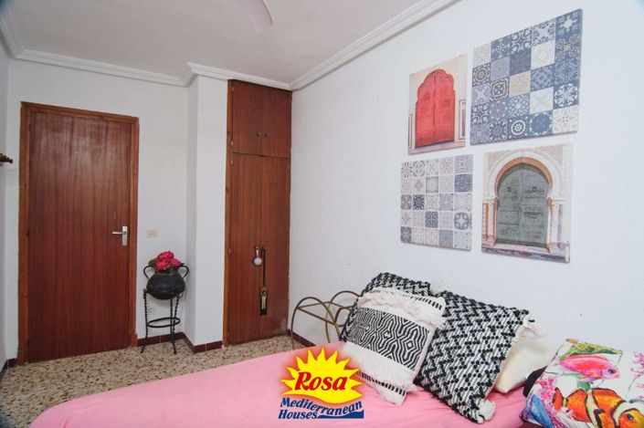 Image No.24-3 Bed Apartment for sale