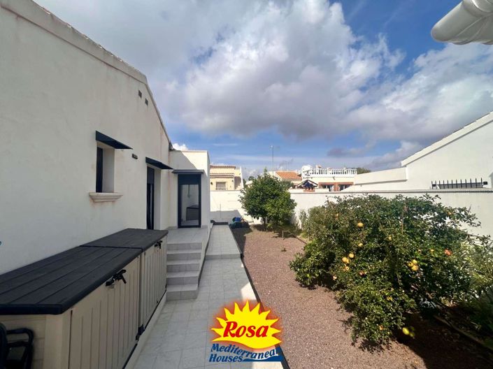 Image No.10-3 Bed Villa for sale