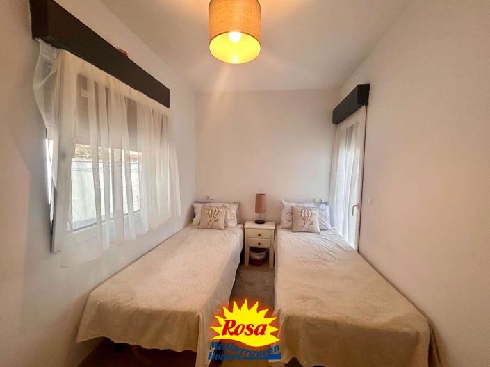 Image No.40-3 Bed Villa for sale