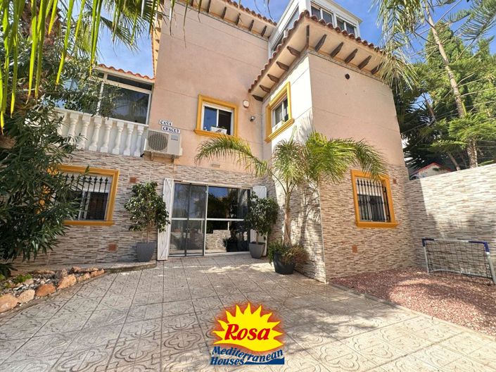 Image No.26-4 Bed Chalet for sale