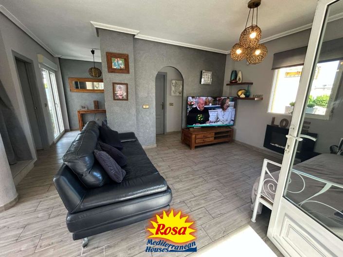 Image No.4-4 Bed Chalet for sale