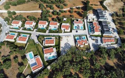 Pessada-Luxurious-Resort-For-Sale-10