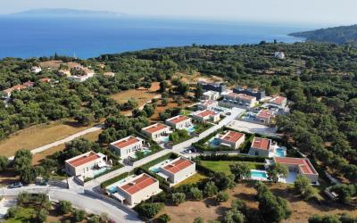 Pessada-Luxurious-Resort-For-Sale-9