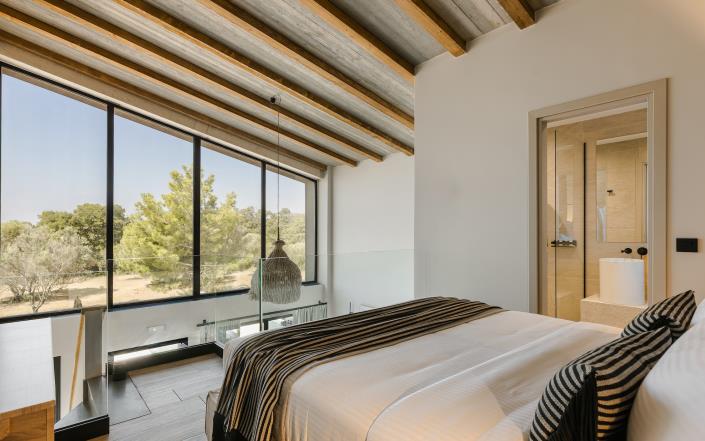 Image No.17-Commercial de 8 chambres à vendre à Pesada