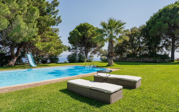 Image No.3-Manoir de 5 chambres à vendre à Mavrata