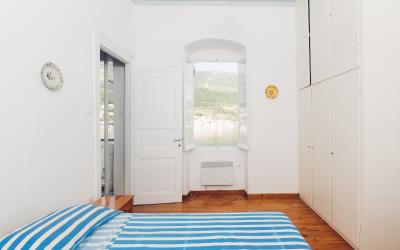 Ithaca-Exclusive-Sea-Front-Mansion-9