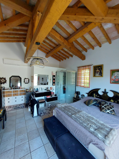 Image No.20-5 Bed Villa for sale