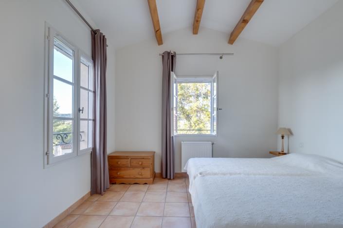 Image No.20-3 Bed House for sale