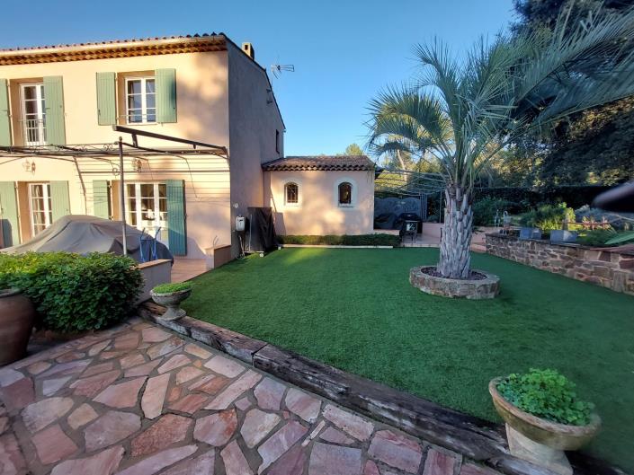 Image No.3-3 Bed Villa for sale