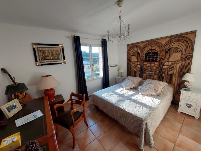 Image No.25-3 Bed Villa for sale