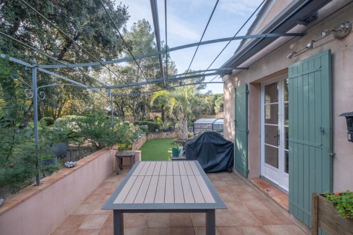 Image No.10-3 Bed Villa for sale