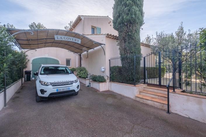 Image No.9-3 Bed Villa for sale