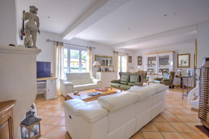 Image No.13-3 Bed Villa for sale