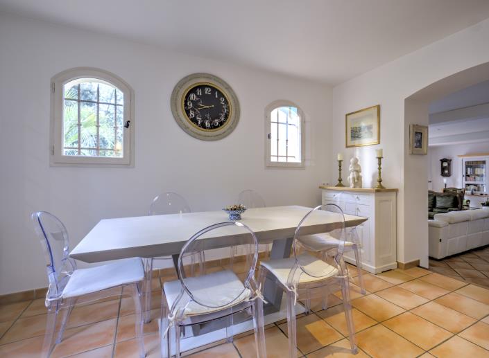 Image No.21-3 Bed Villa for sale