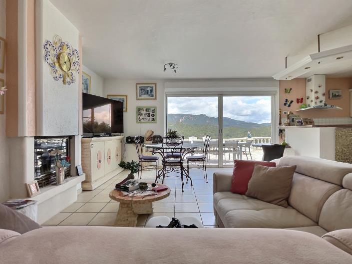 Image No.6-3 Bed Villa / Detached for sale