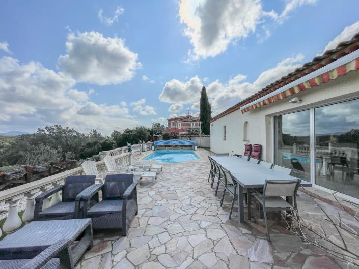 Image No.2-3 Bed Villa / Detached for sale