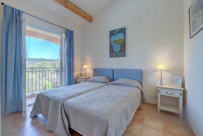 Villa-de-vacances-4-chambres-avec-piscine-privee-a-la-motte---var--27-