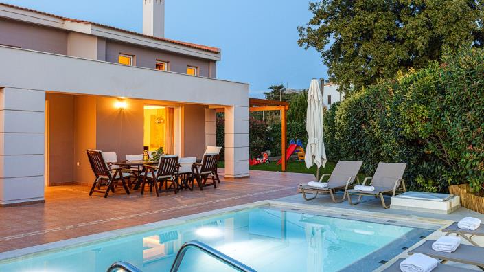 Image No.16-4 Bed Villa / Detached for sale