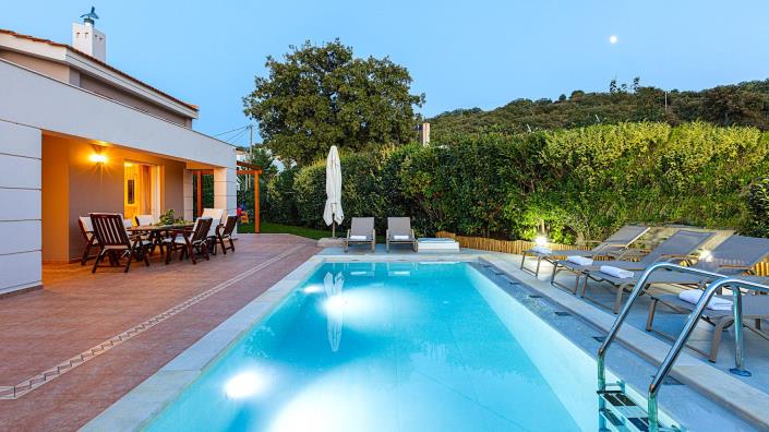 Image No.18-4 Bed Villa / Detached for sale