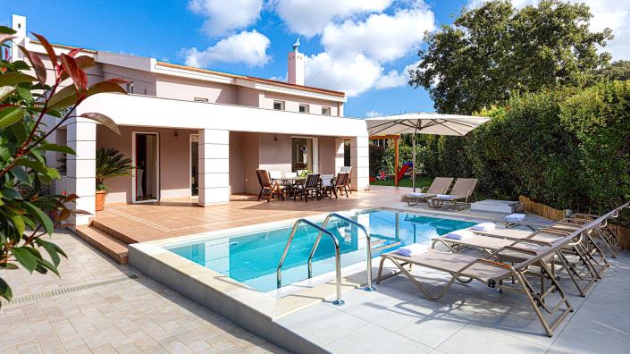 Image No.29-4 Bed Villa / Detached for sale