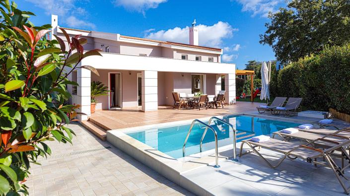 Image No.54-4 Bed Villa / Detached for sale