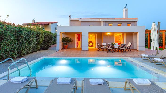 Image No.52-4 Bed Villa / Detached for sale