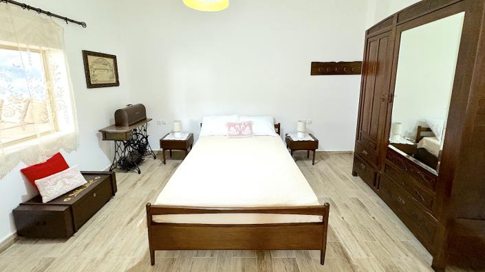 Image No.17-Maison de campagne de 4 chambres à vendre à Gerakari