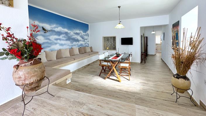 Image No.24-Maison de campagne de 4 chambres à vendre à Gerakari