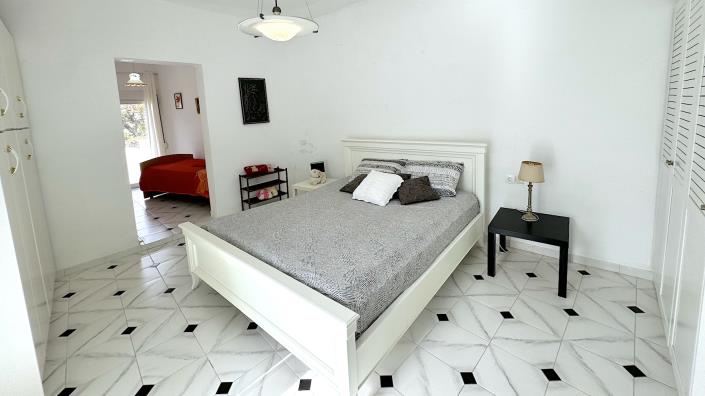 Image No.38-Maison de campagne de 4 chambres à vendre à Gerakari