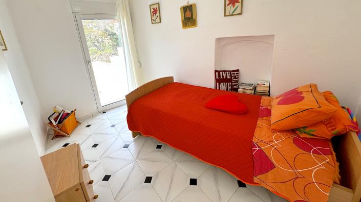 Image No.40-Maison de campagne de 4 chambres à vendre à Gerakari