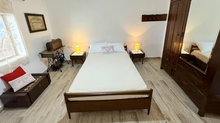 Image No.50-Maison de campagne de 4 chambres à vendre à Gerakari