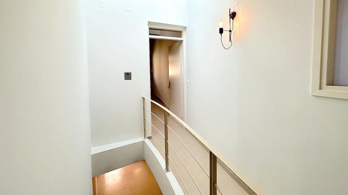 Image No.28-3 Bed Townhouse for sale