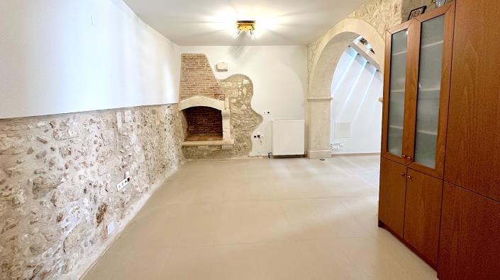 Image No.23-3 Bed Townhouse for sale