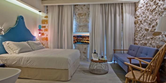 Image No.18-12 Bed Hotel for sale