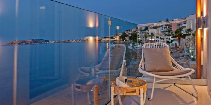 Image No.3-12 Bed Hotel for sale