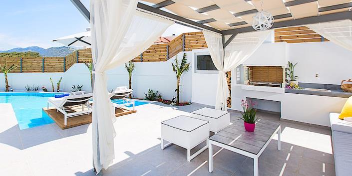 Image No.8-4 Bed Villa / Detached for sale