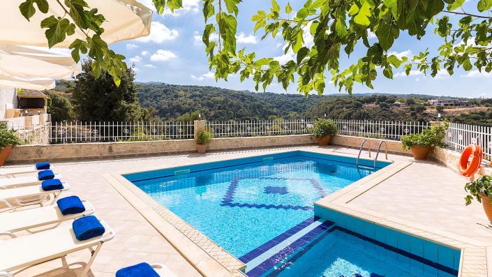 Image No.3-Villa / Détaché de 6 chambres à vendre à Arkardi