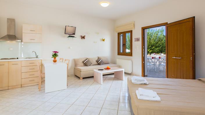 Image No.9-Villa / Détaché de 6 chambres à vendre à Arkardi