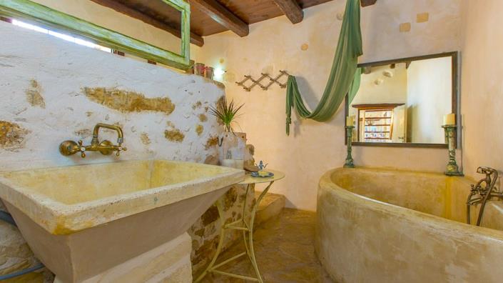 Image No.22-5 Bed Villa / Detached for sale