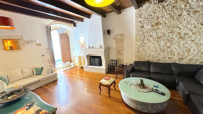 Image No.11-3 Bed Villa / Detached for sale