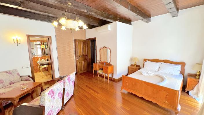 Image No.26-3 Bed Villa / Detached for sale