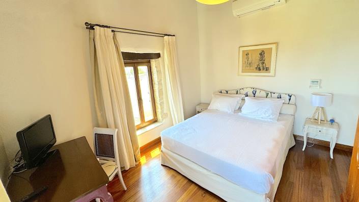 Image No.37-3 Bed Villa / Detached for sale